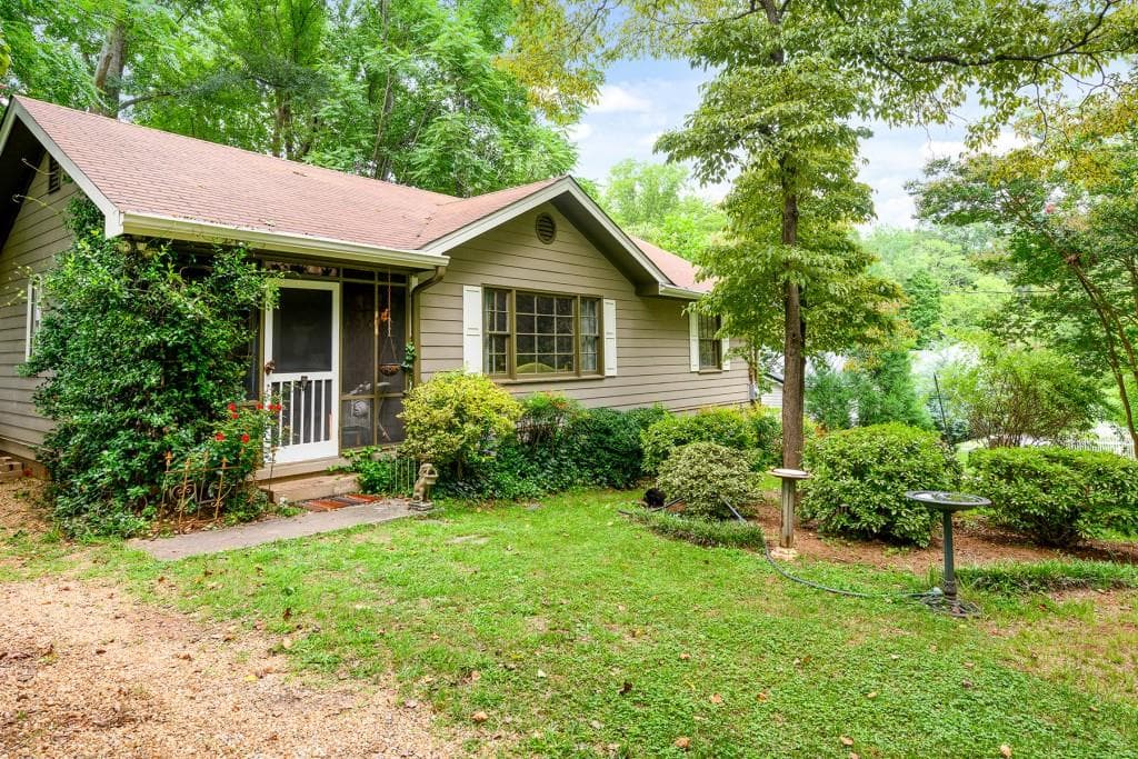 418 Maple Avenue, Marietta, GA 30064 — most recent listing photo