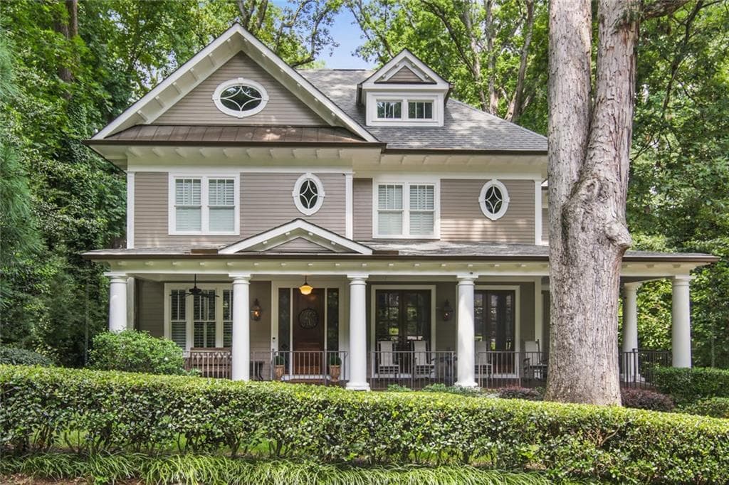 6 bedroom, 5 bathroom, 5,200 sq ft single family residence sold at 2080 Evergreen Lane, Atlanta, GA 30318