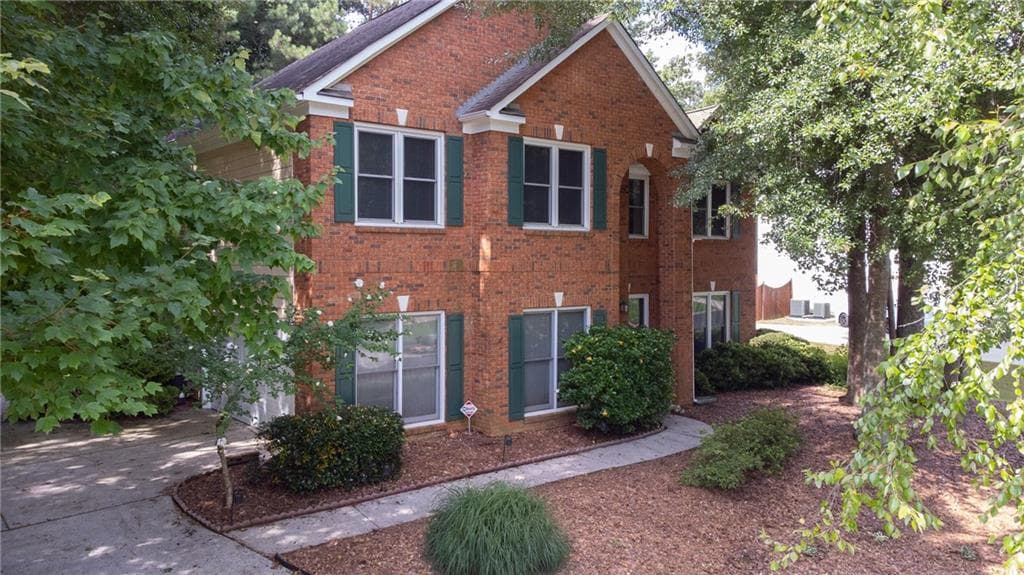 6440 Fairgreen Drive, Suwanee, GA 30024 — most recent listing photo