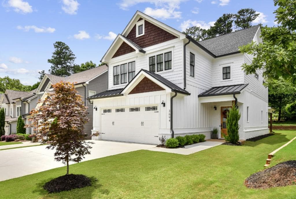 5 bedroom, 4 bathroom, 3,032 sq ft single family residence sold at 3694 Spring Street, Atlanta, GA 30341