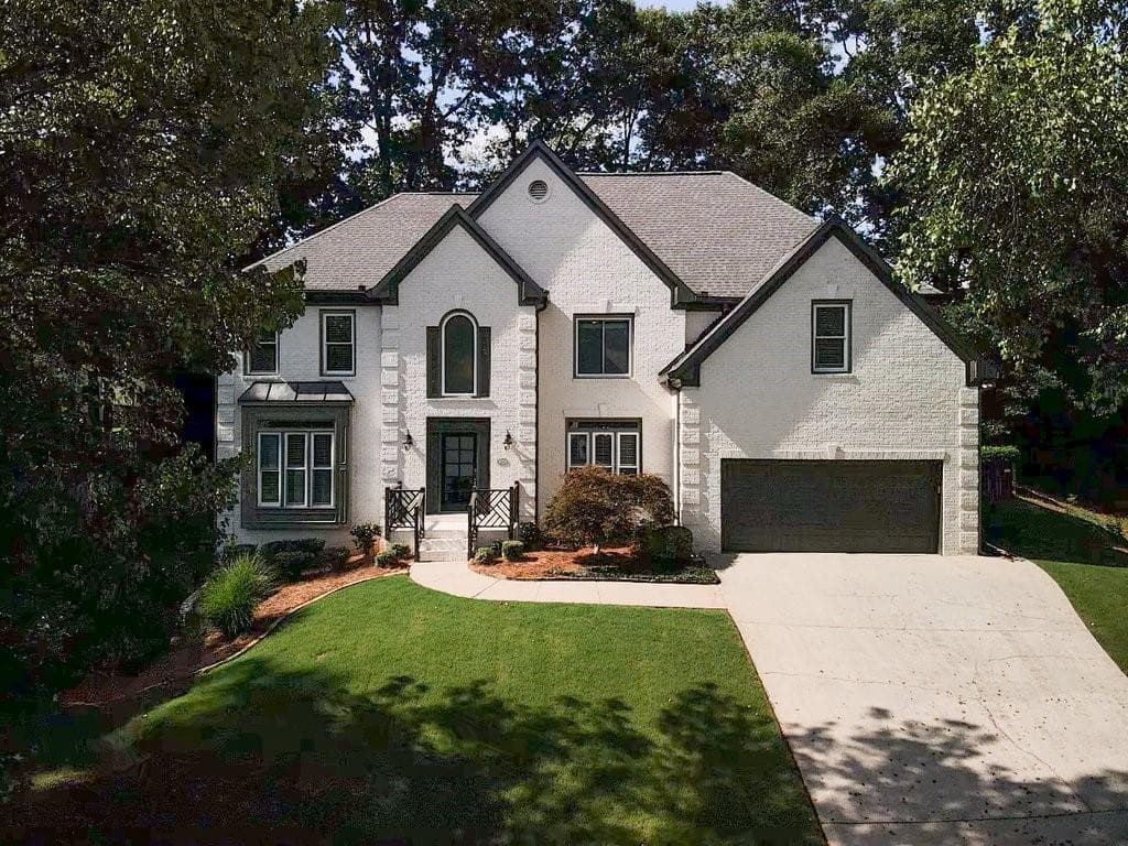 2065 Hembree Grove Drive, Roswell, GA 30076 — most recent listing photo