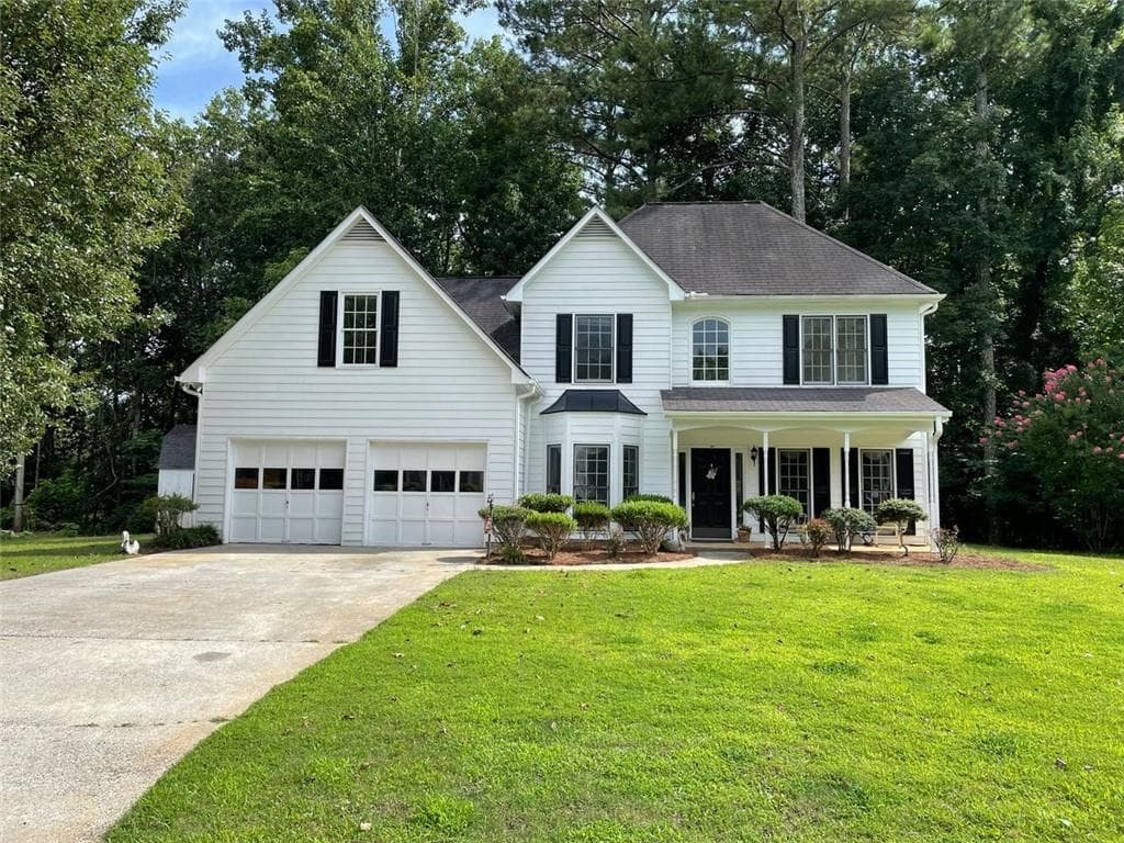 4 bedroom, 3 bathroom, 2,516 sq ft single family residence sold at 4028 TIDEWATER Court, Acworth, GA 30101