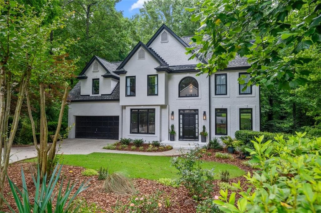 4 bedroom, 5 bathroom, 3,978 sq ft single family residence sold at 415 PADDOCK HILL Court, Roswell, GA 30075