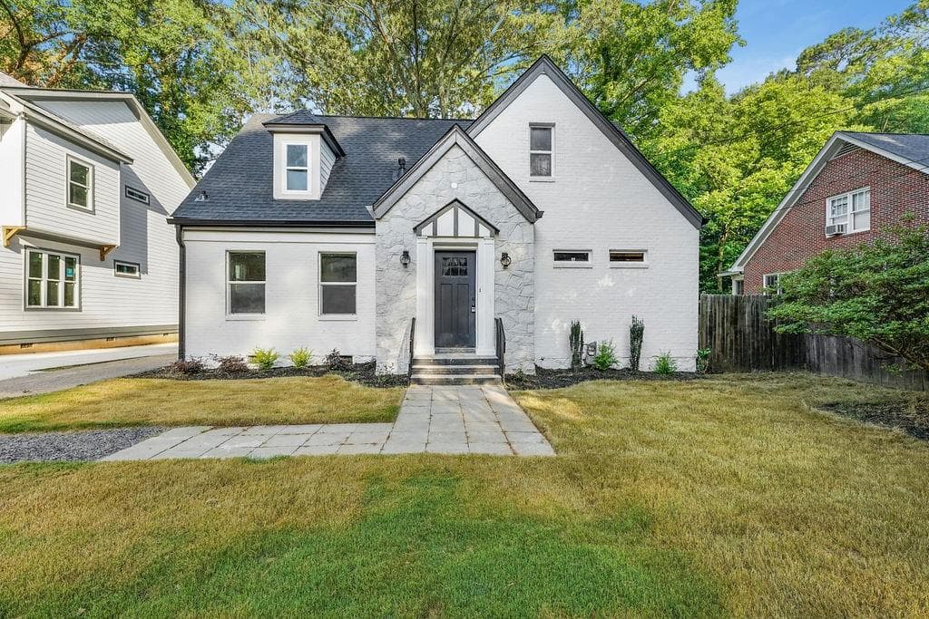 3 bedroom, 3 bathroom, 1,754 sq ft single family residence sold at 743 Kennolia, Atlanta, GA 30310