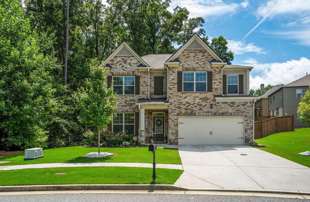 2126 Hamilton Lake Parkway, Buford, GA 30519 — most recent listing photo