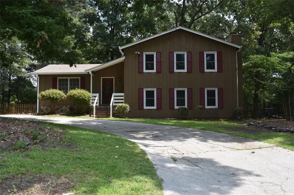 3206 SW BROWNLEE Lane, Lilburn, GA 30047 — most recent listing photo