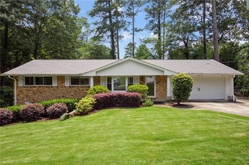 2604 Sunny Lane, Marietta, GA 30067 — most recent listing photo