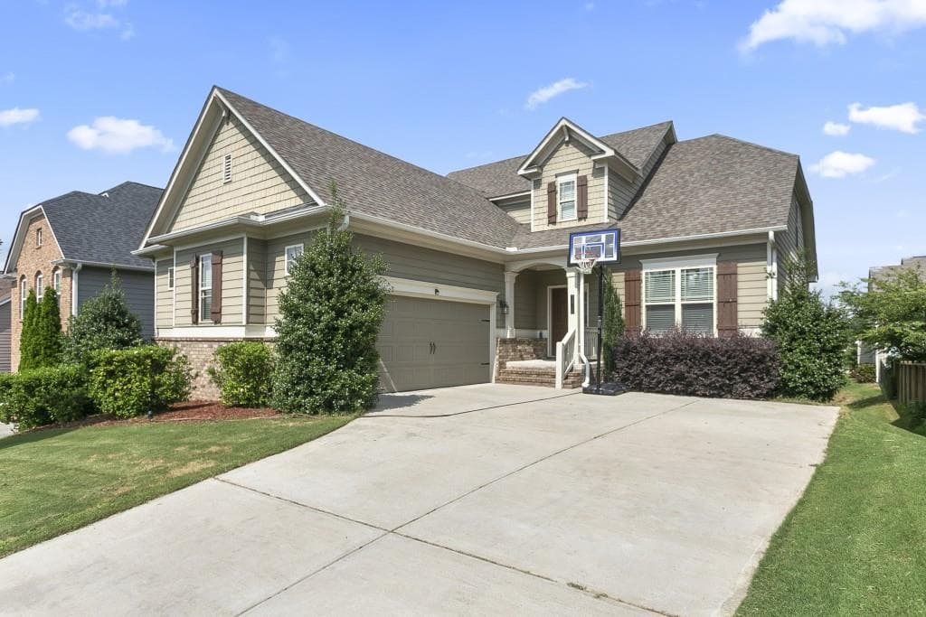 3910 Estates Path, Cumming, GA 30040 — most recent listing photo