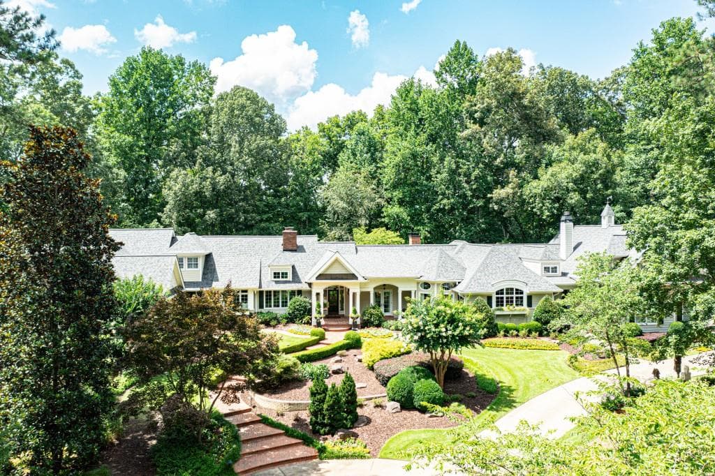 8330 Hewlett Road, Sandy Springs, GA 30350 — most recent listing photo