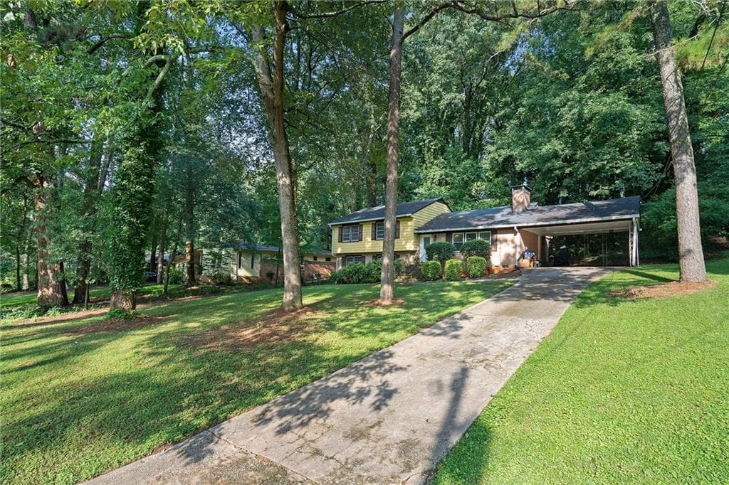 5 bedroom, 2 bathroom single family residence sold at 472 SUSAN CREEK Drive, Stone Mountain, GA 30083