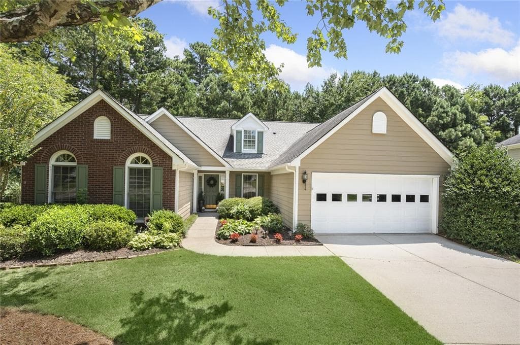11040 Glenhurst Pass, Duluth, GA 30097 — most recent listing photo