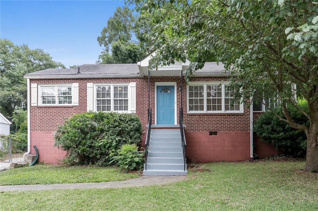 2 bedroom, 1 bathroom, 1,013 sq ft single family residence sold at 1642 Van Vleck Avenue, Atlanta, GA 30316