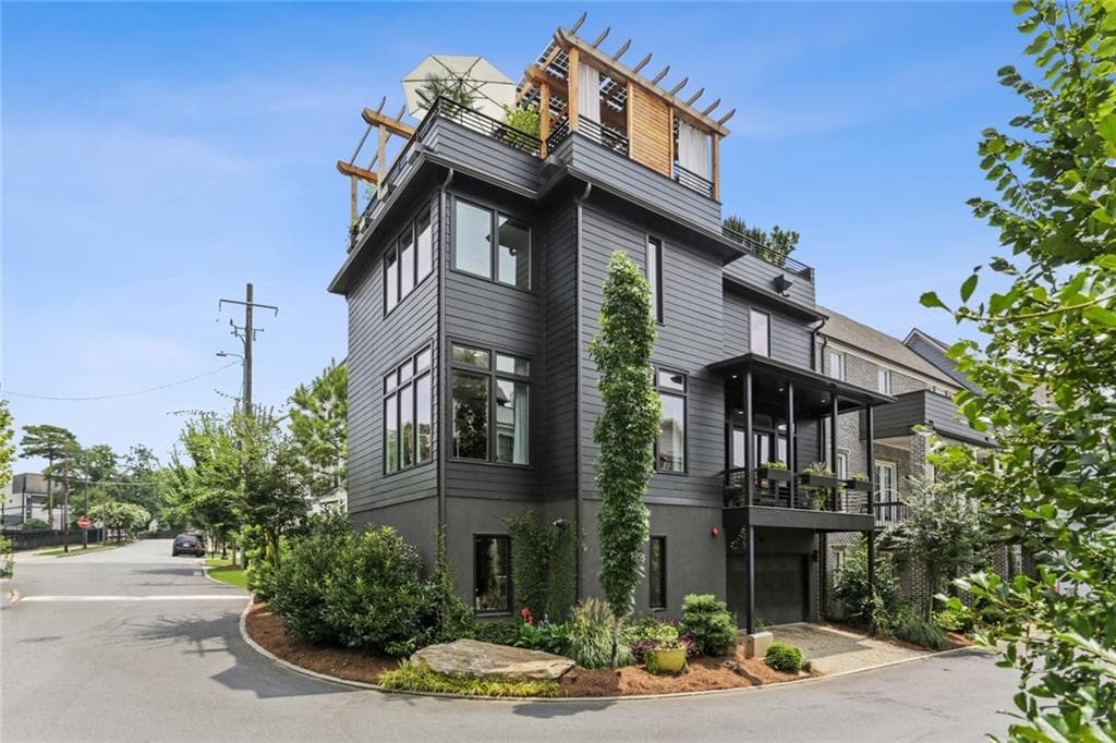 4 bedroom, 4 bathroom, 2,628 sq ft townhouse sold at 502 Bismark Road, Atlanta, GA 30324