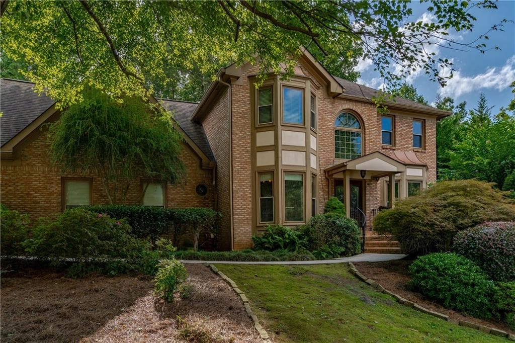 5 bedroom, 4 bathroom, 4,422 sq ft single family residence sold at 166 Colonial Drive, Woodstock, GA 30189