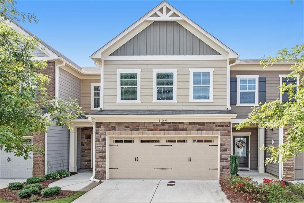 3 bedroom, 3 bathroom, 1,829 sq ft townhouse sold at 109 DAVINA Drive, Smyrna, GA 30082