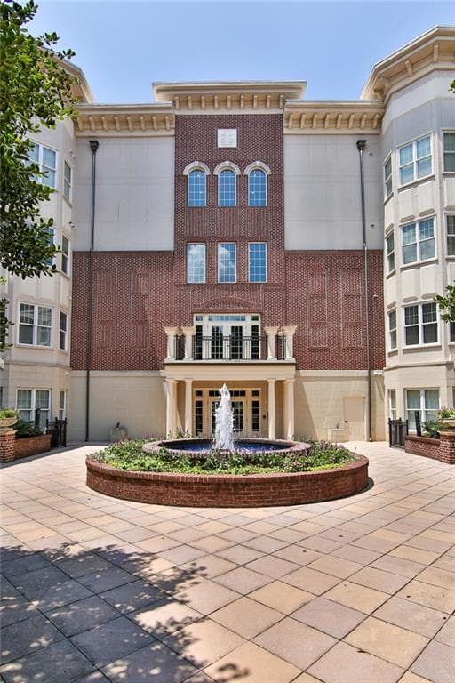 2 bedroom, 3 bathroom, 1,695 sq ft condominium sold at 3635 E Paces Circle 1306, Atlanta, GA 30326