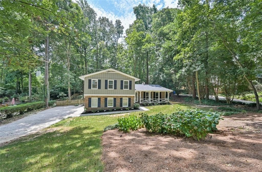 4628 Mountain Creek Drive, Roswell, GA 30075 — most recent listing photo
