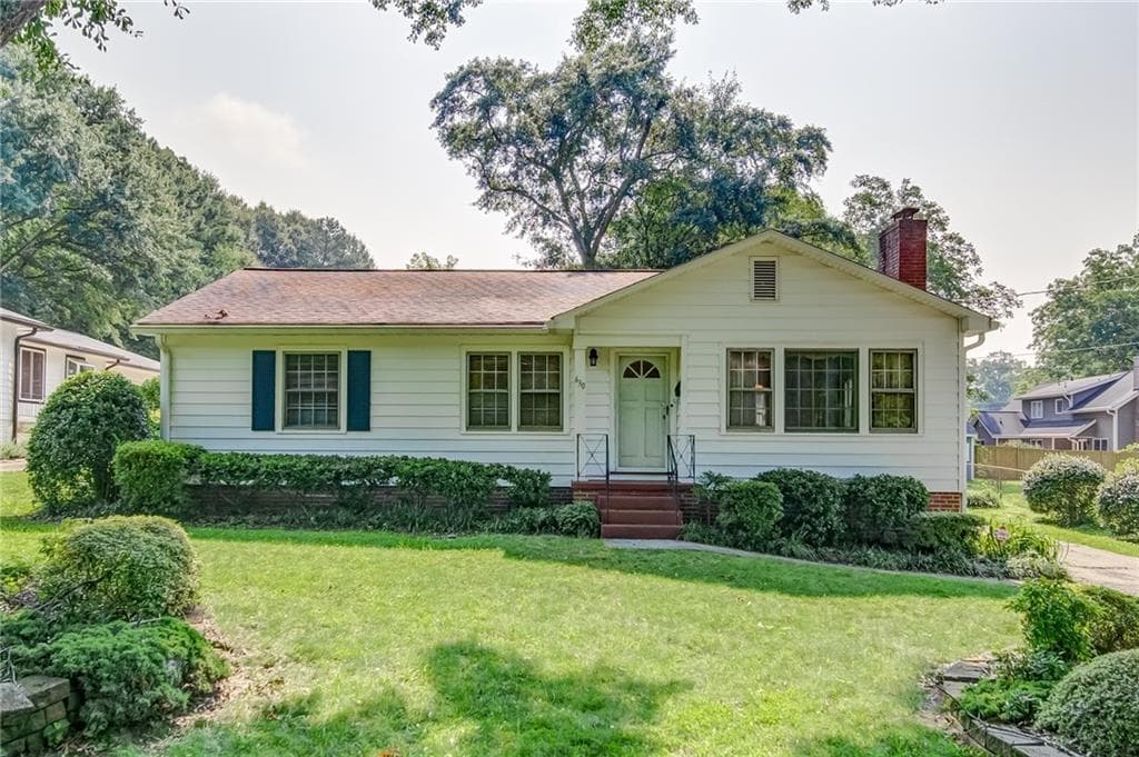 3 bedroom, 2 bathroom, 1,556 sq ft single family residence sold at 630 Etowah Drive, Marietta, GA 30060