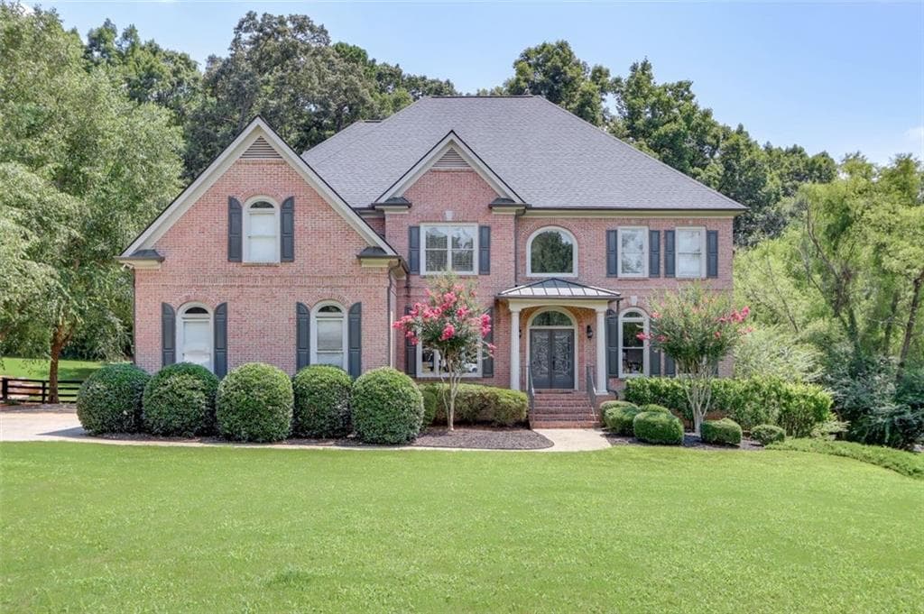 5 bedroom, 6 bathroom, 5,362 sq ft single family residence sold at 540 N Fields Pass, Alpharetta, GA 30004