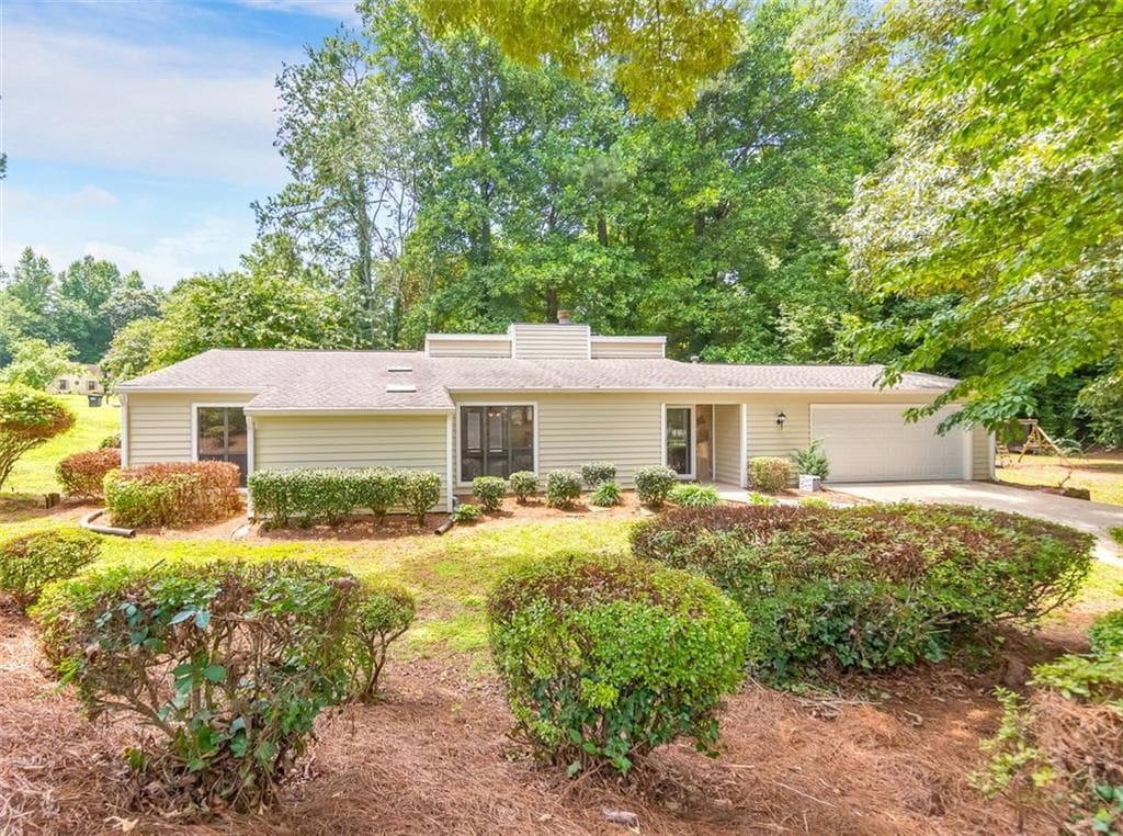 2223 N Woods Court, Marietta, GA 30066 — most recent listing photo