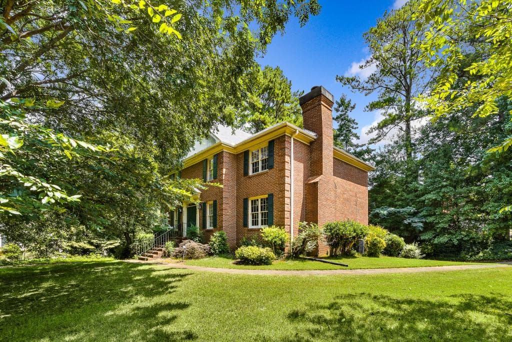 635 Corbin Lake Court, Atlanta, GA 30350 — most recent listing photo