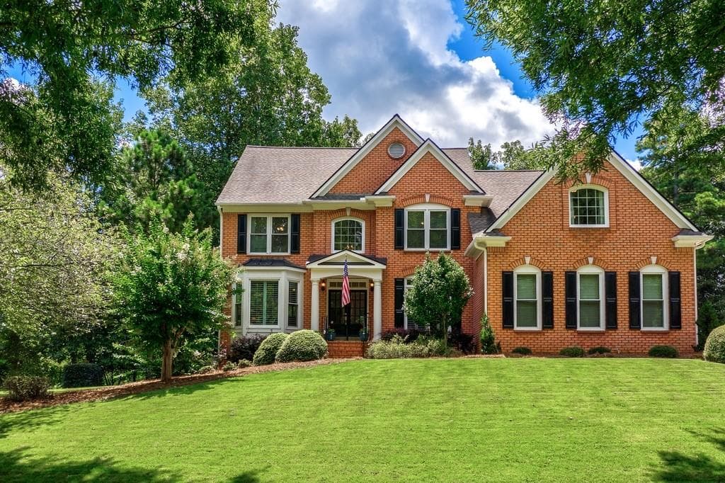 136 Grand Avenue, Suwanee, GA 30024 — most recent listing photo
