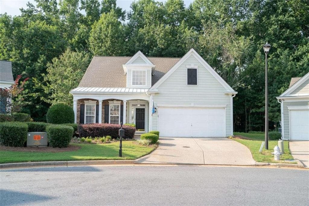 3 bedroom, 3 bathroom, 2,208 sq ft single family residence sold at 1535 Seneca Avenue, Cumming, GA 30041