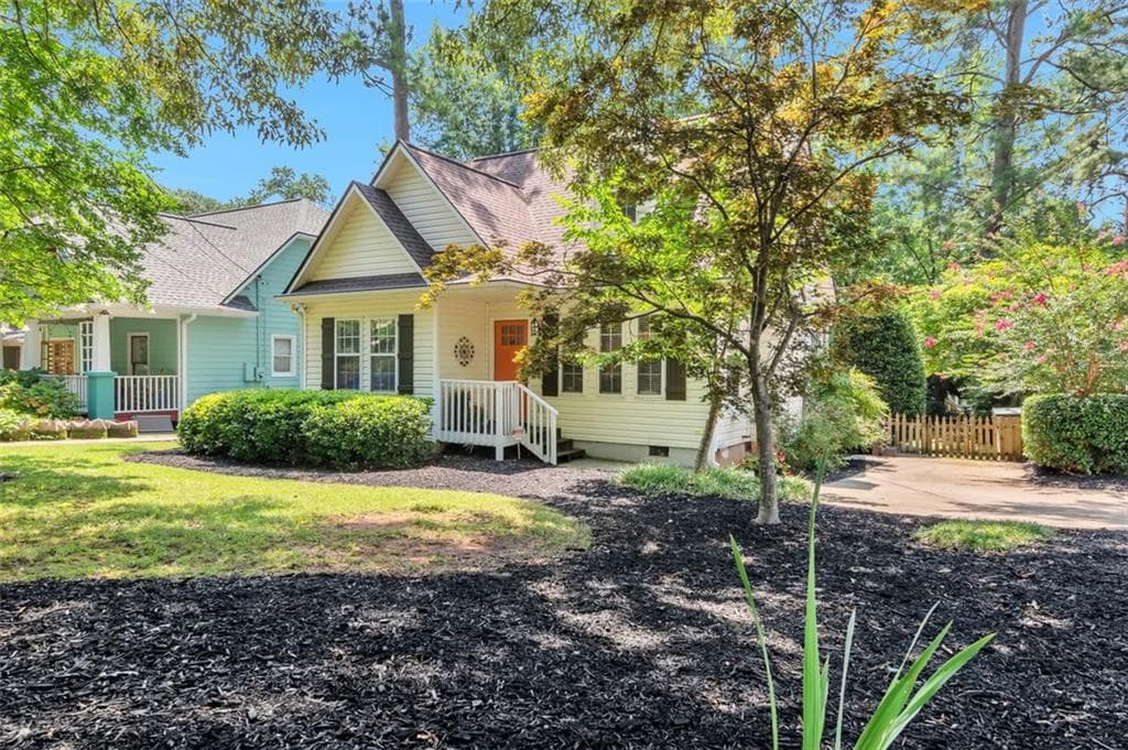 3 bedroom, 2 bathroom, 1,536 sq ft single family residence sold at 975 Berne Street, Atlanta, GA 30316