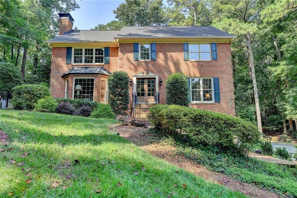 8020 River Circle, Sandy Springs, GA 30350 — most recent listing photo