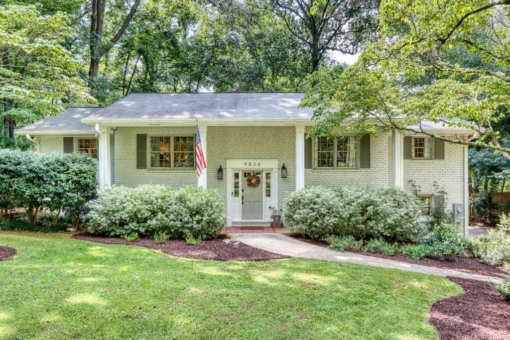 4 bedroom, 3 bathroom, 2,608 sq ft single family residence sold at 9830 La View Circle, Roswell, GA 30075
