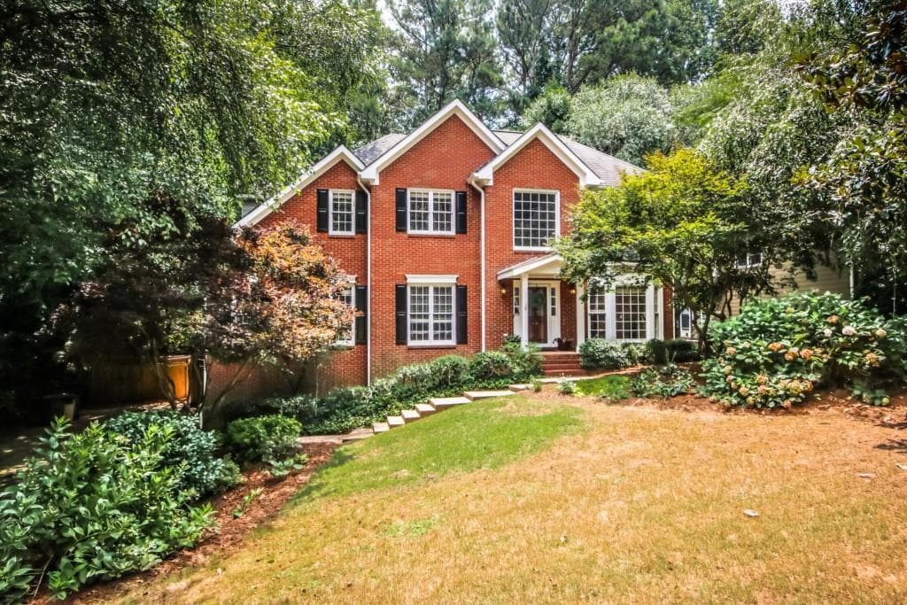 5 bedroom, 4 bathroom, 3,733 sq ft single family residence sold at 354 Bayshore Court, Suwanee, GA 30024 — photo 1 of 1