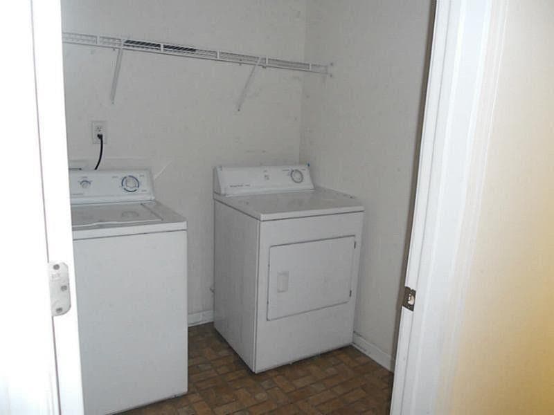 5 bedroom, 3 bathroom, 3,108 sq ft single family residence under contract at 7430 Spoleto Loop, Fairburn, GA 30213 — photo 7