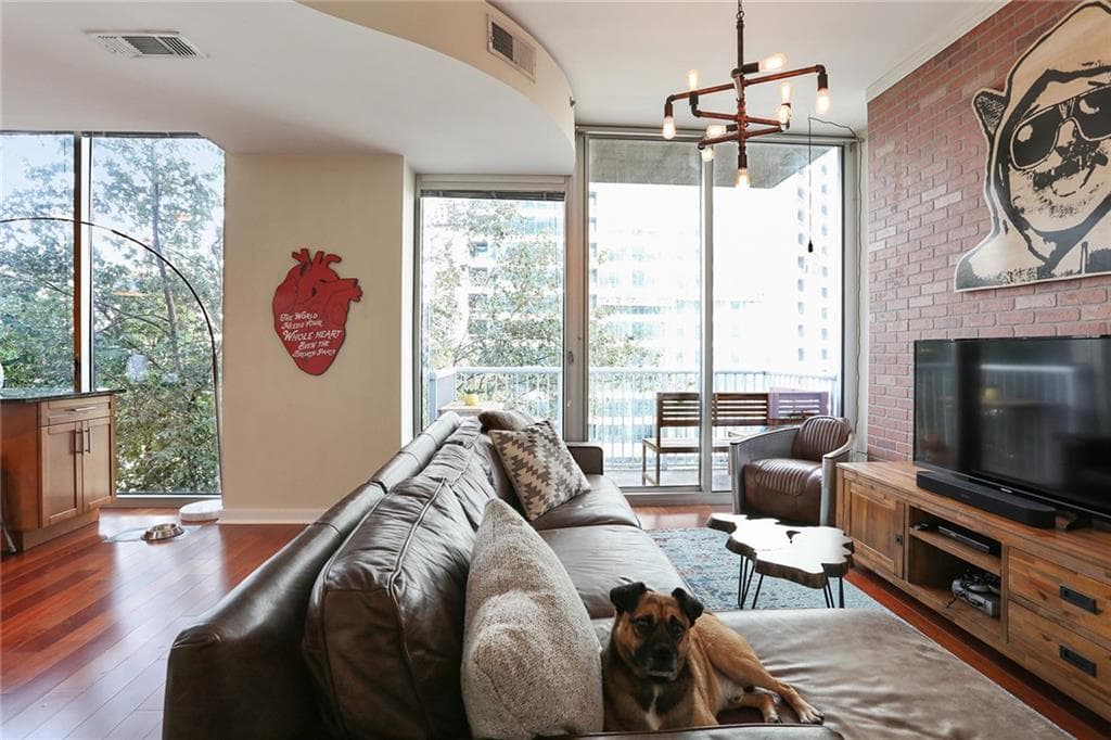 1 bedroom, 1 bathroom, 748 sq ft condominium sold at 855 Peachtree Street 1312, Atlanta, GA 30308