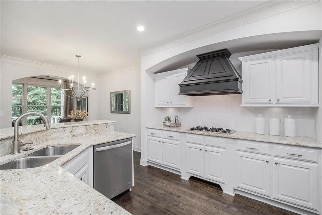 3 bedroom, 4 bathroom, 2,928 sq ft townhouse sold at 2632 LONG POINTE, Roswell, GA 30076