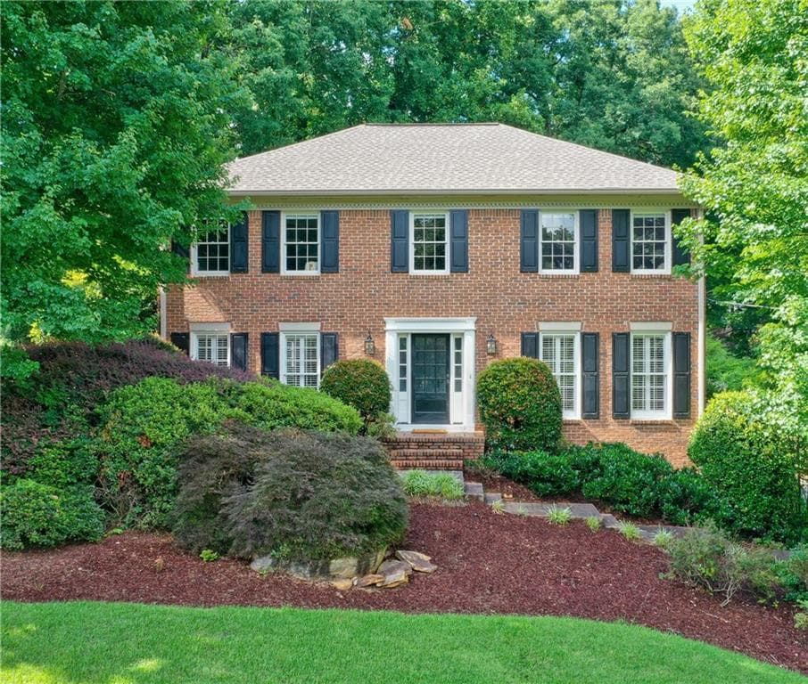 4 bedroom, 4 bathroom, 3,921 sq ft single family residence sold at 4109 Chestnut Ridge Drive, Dunwoody, GA 30338