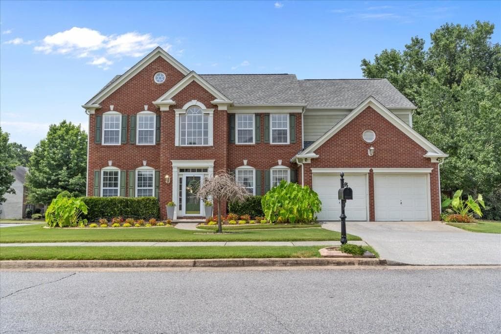 4 bedroom, 3 bathroom, 2,792 sq ft single family residence sold at 201 Gainesway Park, Woodstock, GA 30189