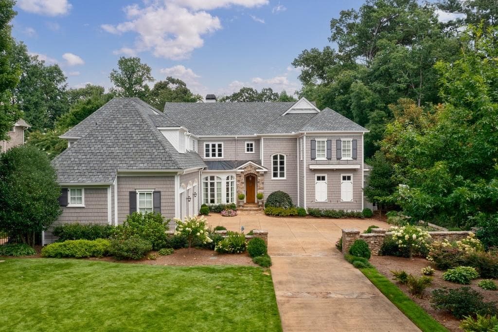 7 bedroom, 7 bathroom single family residence sold at 4515 E Conway Drive, Atlanta, GA 30327