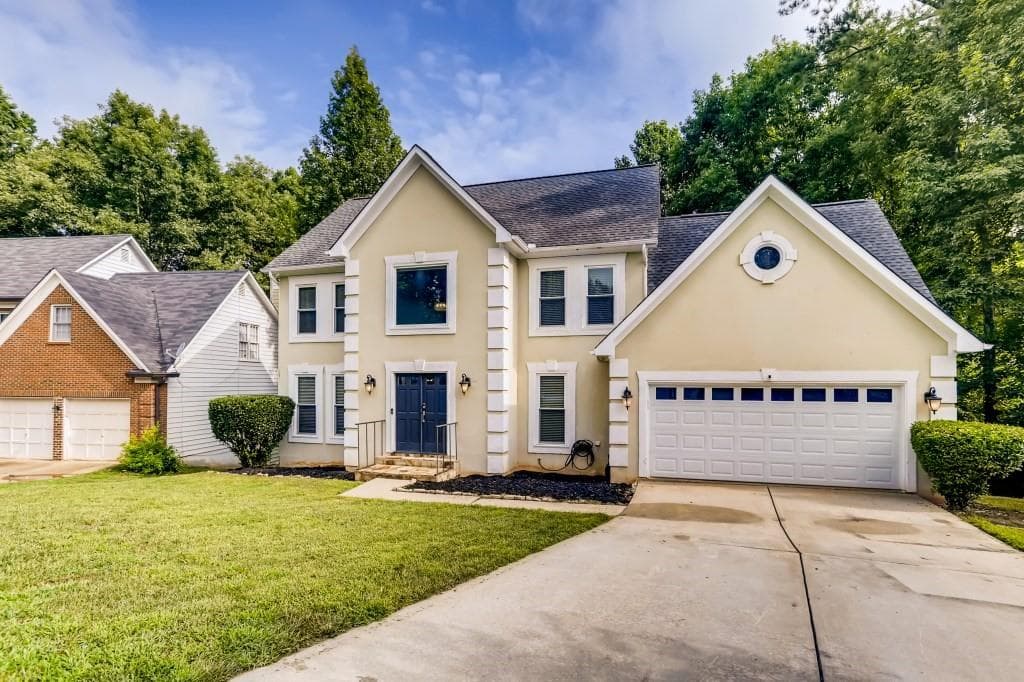 4 bedroom, 4 bathroom, 2,508 sq ft single family residence sold at 6896 Old Fox Trail, Stone Mountain, GA 30087