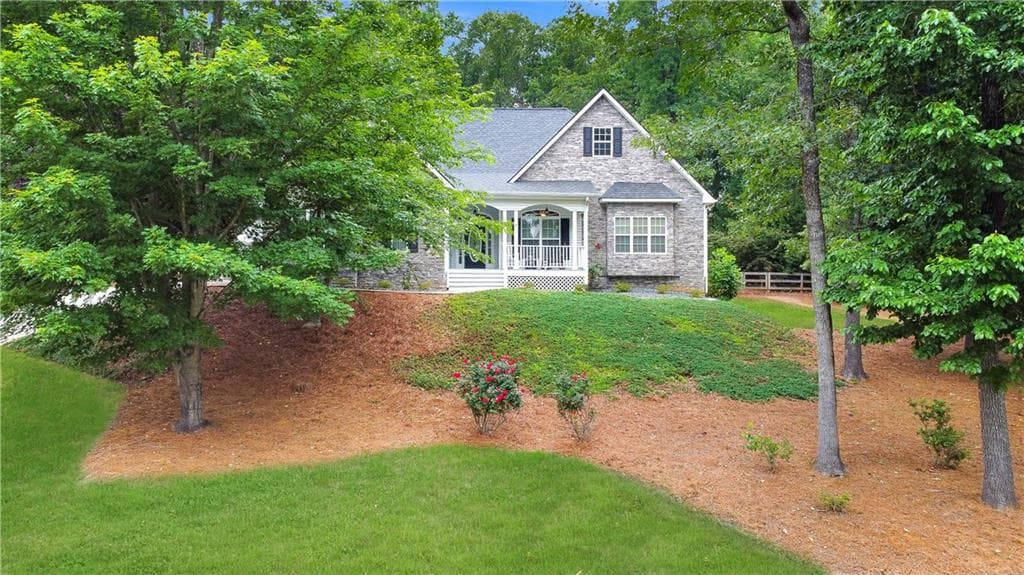 3 bedroom, 2 bathroom, 2,304 sq ft single family residence sold at 187 Oak Creek Drive, Dawsonville, GA 30534
