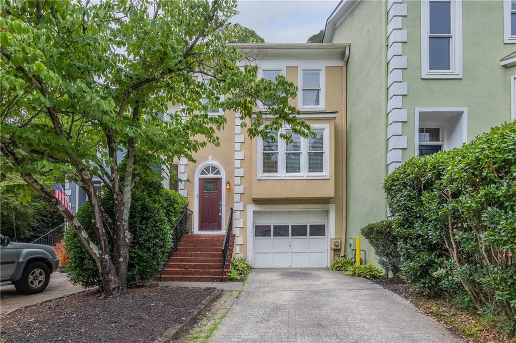 3 bedroom, 3 bathroom, 1,756 sq ft townhouse sold at 3712 Meeting Street, Duluth, GA 30096