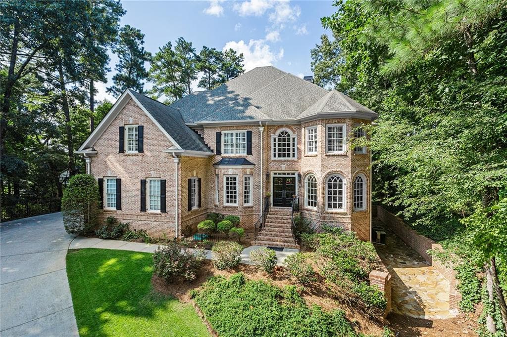 6 bedroom, 6 bathroom, 3,923 sq ft single family residence sold at 3034 Payton Road, Atlanta, GA 30345