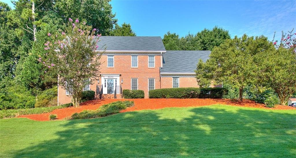 5204 Bowers Brook Dr SW Drive, Lilburn, GA 30047 — most recent listing photo