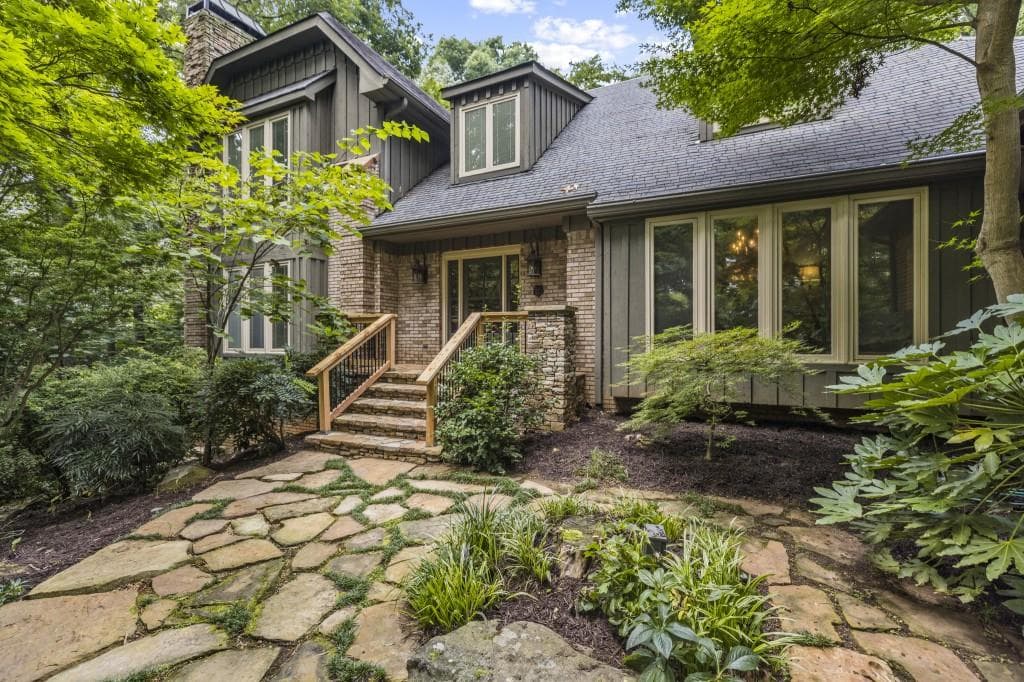 60 Cliffside Crossing, Sandy Springs, GA 30350 — most recent listing photo