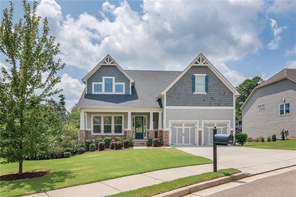 4 bedroom, 4 bathroom, 4,400 sq ft single family residence sold at 601 Longleaf Trace, Canton, GA 30114