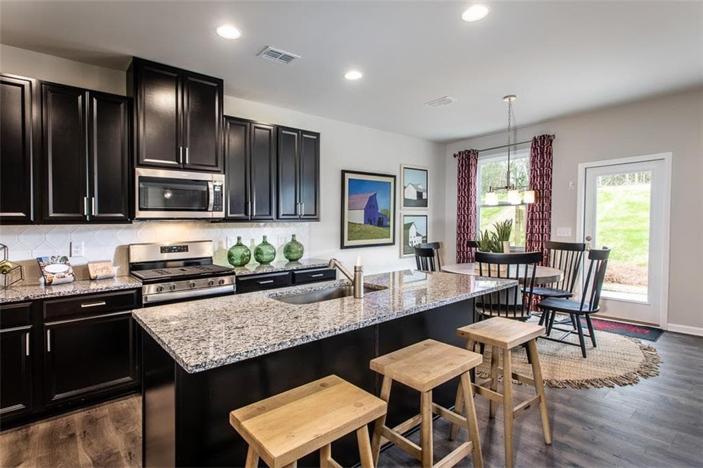 1857 SW Parkades Path 17, Marietta, GA 30008 — most recent listing photo