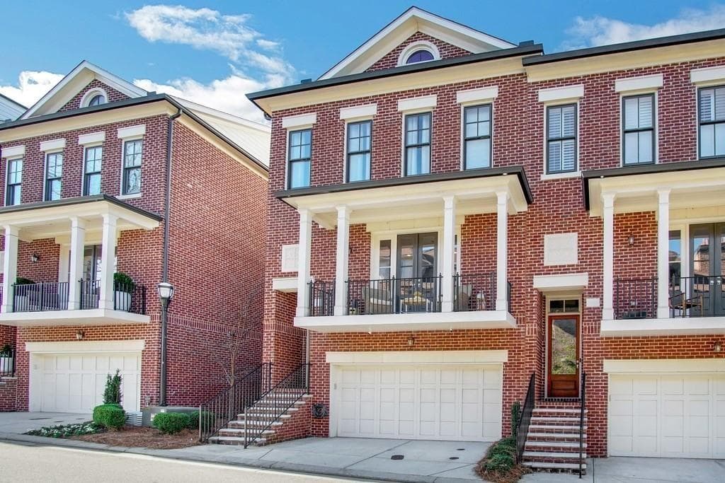 3 bedroom, 4 bathroom, 2,500 sq ft townhouse sold at 3718 Paige Way, Atlanta, GA 30319