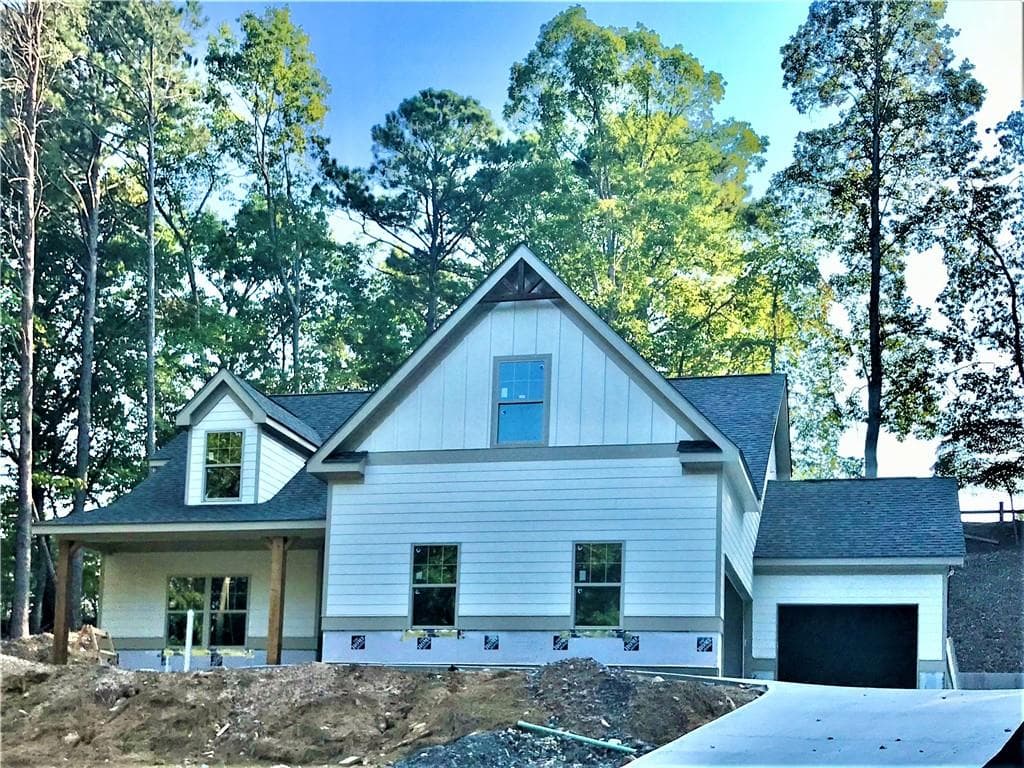 3 bedroom, 3 bathroom single family residence sold at 125 Papago Court, Waleska, GA 30183