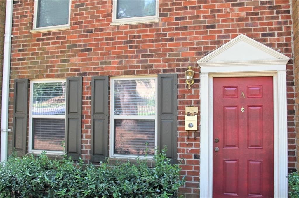215 Winding River Drive A, Atlanta, GA 30350 — most recent listing photo