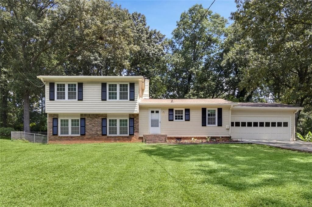 568 BROOKVIEW Trail, Lawrenceville, GA 30044 — most recent listing photo
