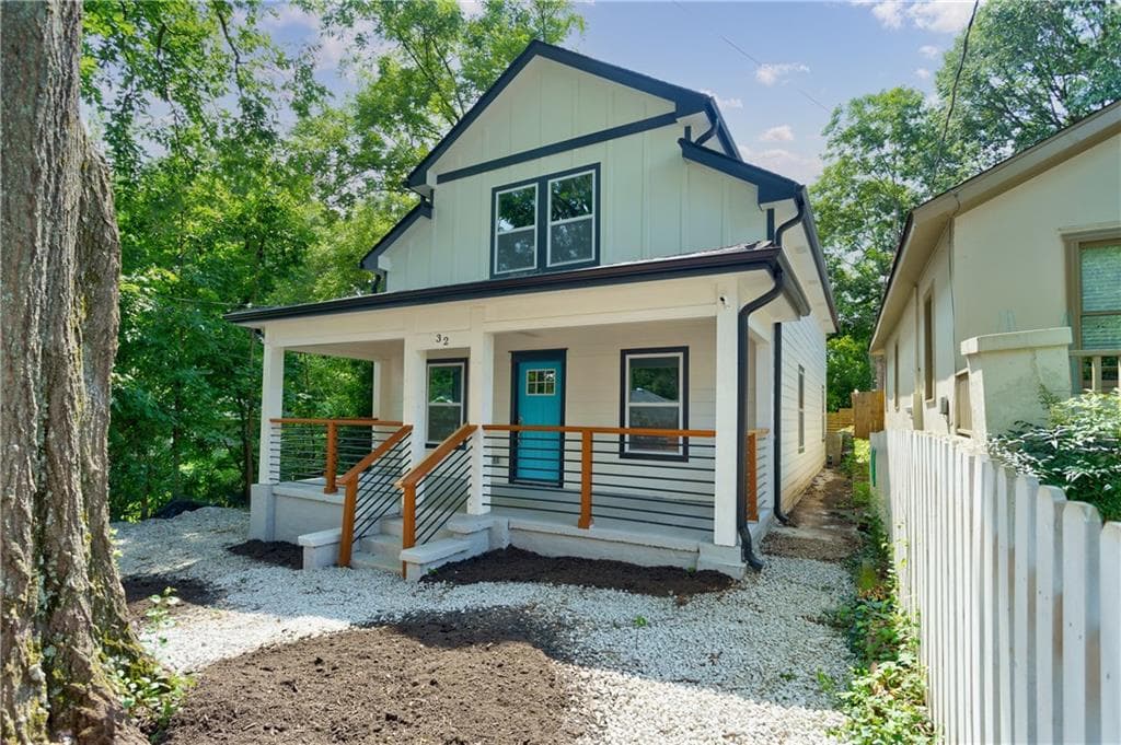 5 bedroom, 4 bathroom, 2,600 sq ft single family residence sold at 32 BOOKER Street, Atlanta, GA 30314